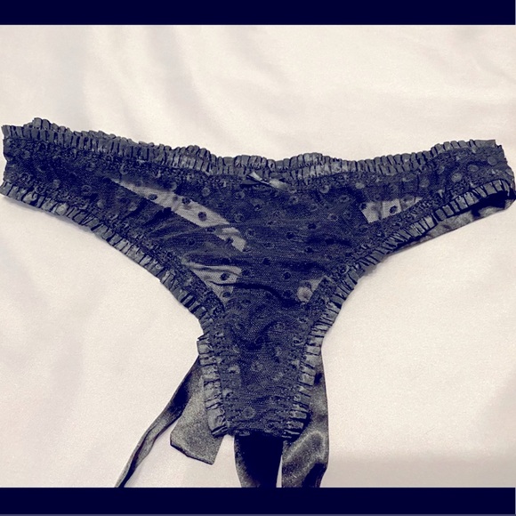 NWOT - Victoria’s Secret Sheer Thong with Satin Tie, Size S - Picture 3 of 4